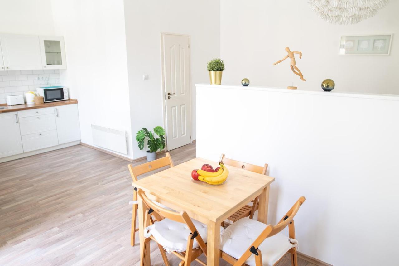 N28 Condo Apartment Next To Andrassy. بودابست المظهر الخارجي الصورة