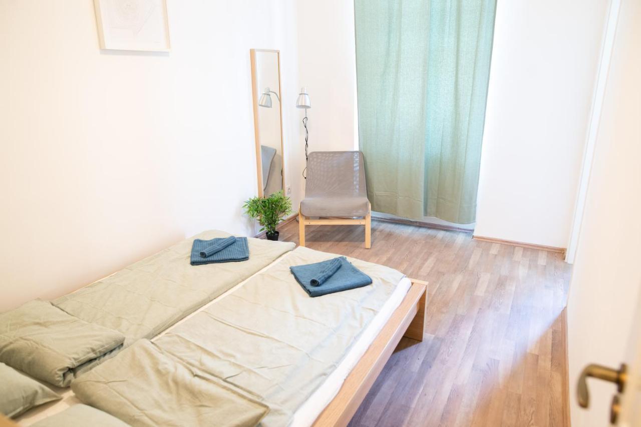 N28 Condo Apartment Next To Andrassy. بودابست المظهر الخارجي الصورة